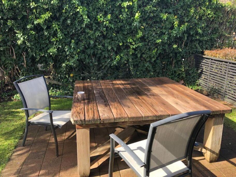 Sunny, Quiet, 2-Bedroom Unit In Fabulous Location! ケンブリッジ エクステリア 写真
